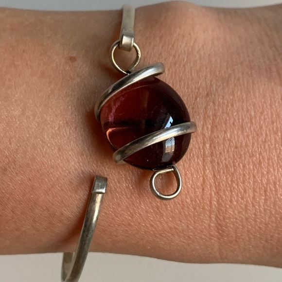 Bangle Bracelet with Purple Translucent Stone - Picture 4 of 8